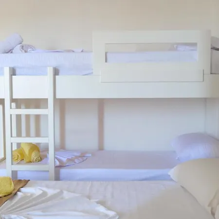 Xhafa 3* クサミル