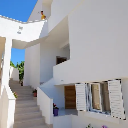 Guest house Xhafa Ksamil