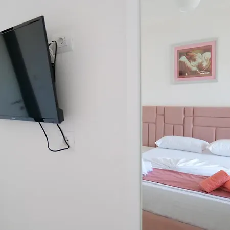 Guest house Xhafa