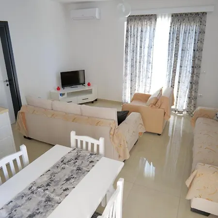 Guest house Xhafa Ksamil