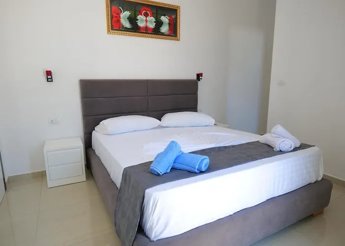 Xhafa Maison d'hôtes Ksamil