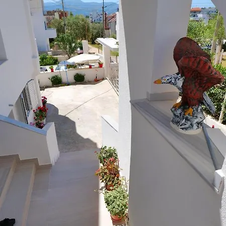 Xhafa Gasthuis Ksamil